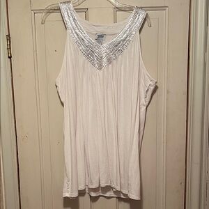 Monroe & Main White Tank Top with Silver Sequins